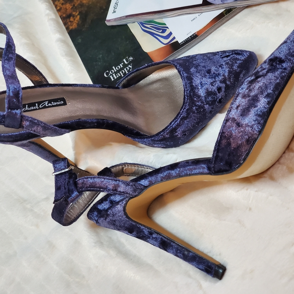 Michael Antonio Heels